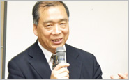 路 京華先生