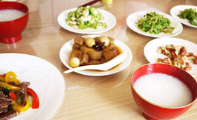 豆苗のにんにく炒め