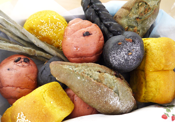 美味しい薬膳パンもいただきました 美味しい薬膳パンもいただきました