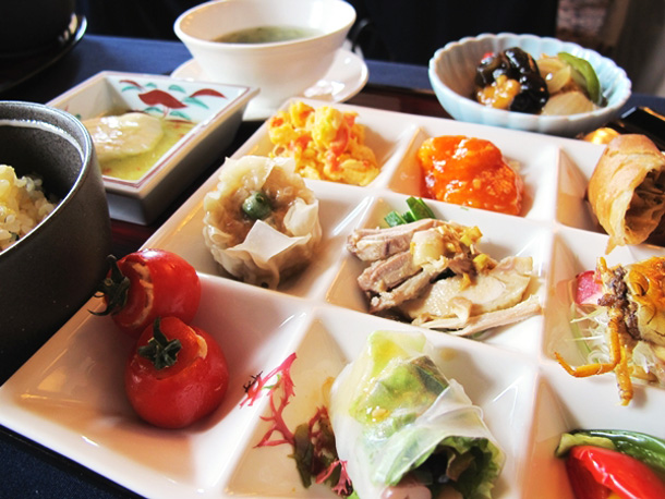 薬膳メニューのランチ