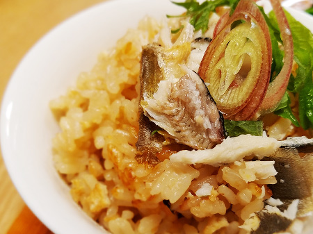 鮎の炊き込みご飯